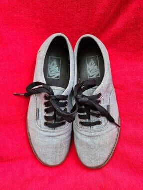 Vans Low Top Sneakers